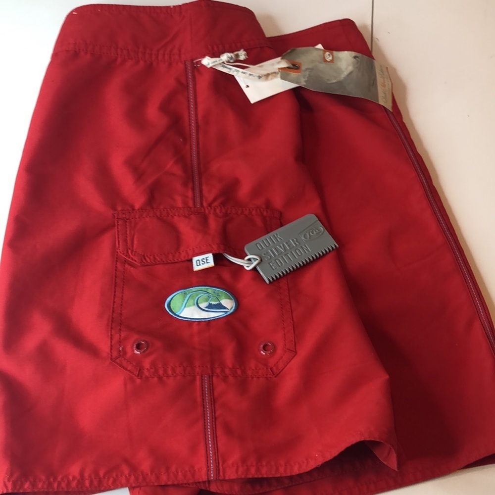 NWT QuickSilver Edition Vibrant Red Board Shorts Quick-Drying Swimwear Men’s 38 - Picture 10 of 11